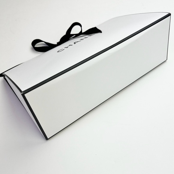 CHANEL Gift Packaging - Box Notecard Envelope NEW - Picture 10 of 16